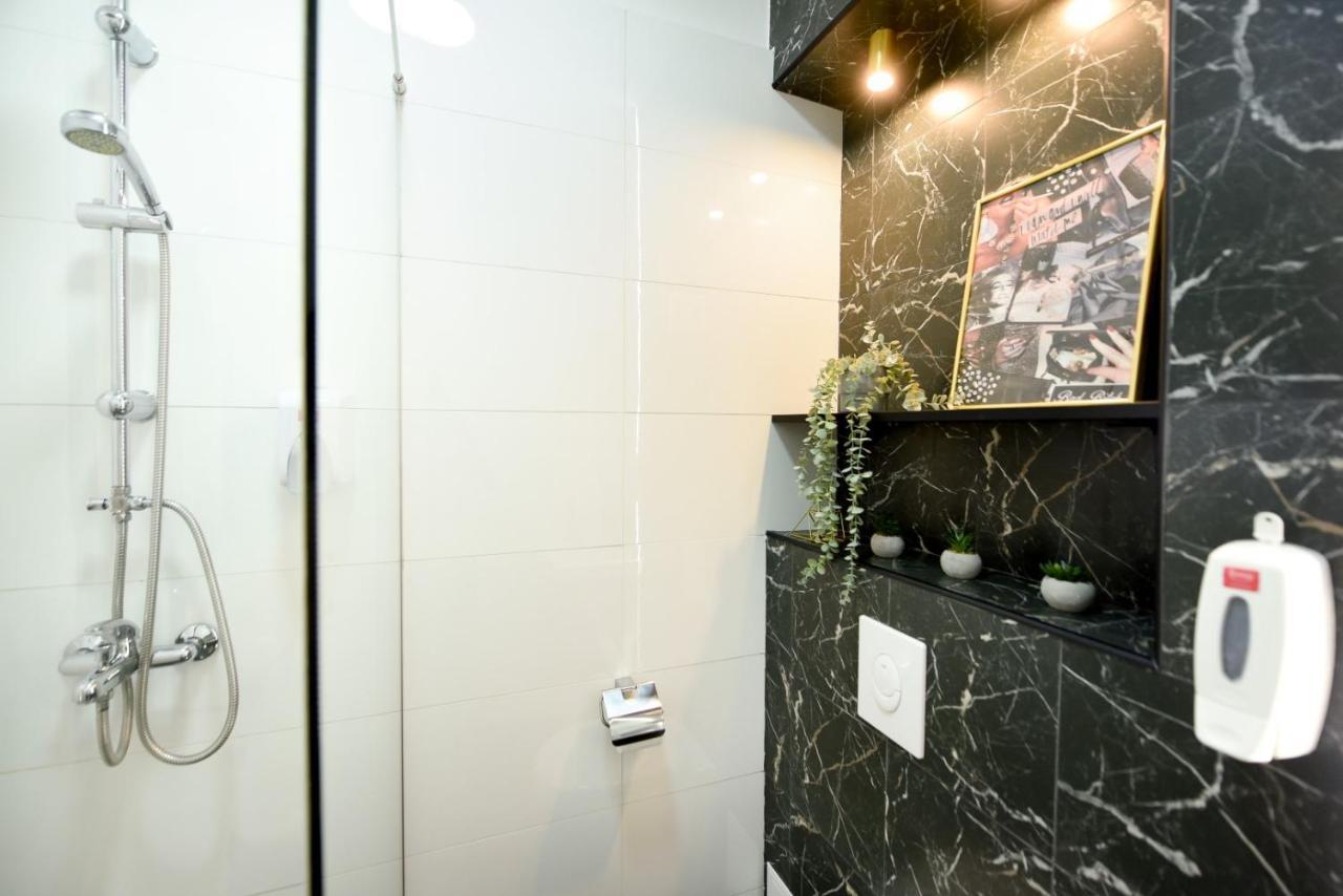 Calea Victoriei Modern Studio - Escape In The City Center Bucureşti Exterior foto